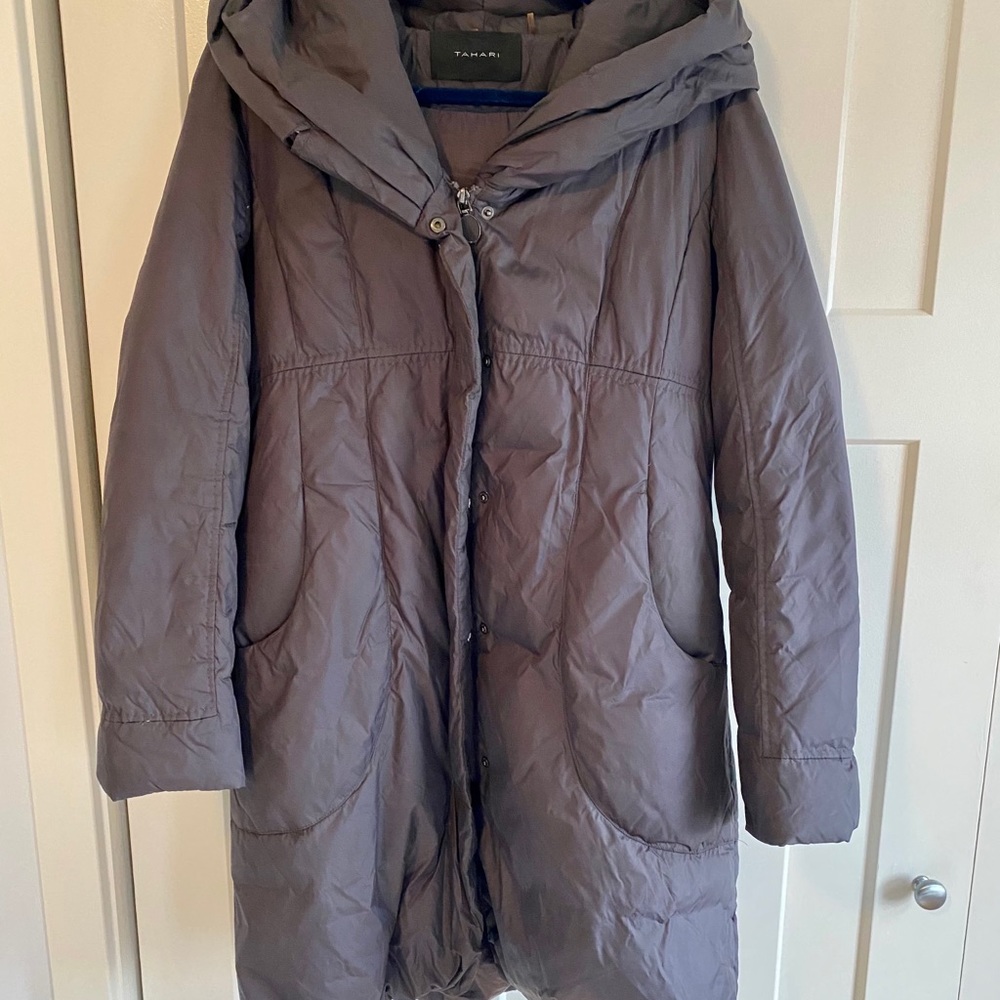 Tahari winter puffy coat - Picture 2 of 4
